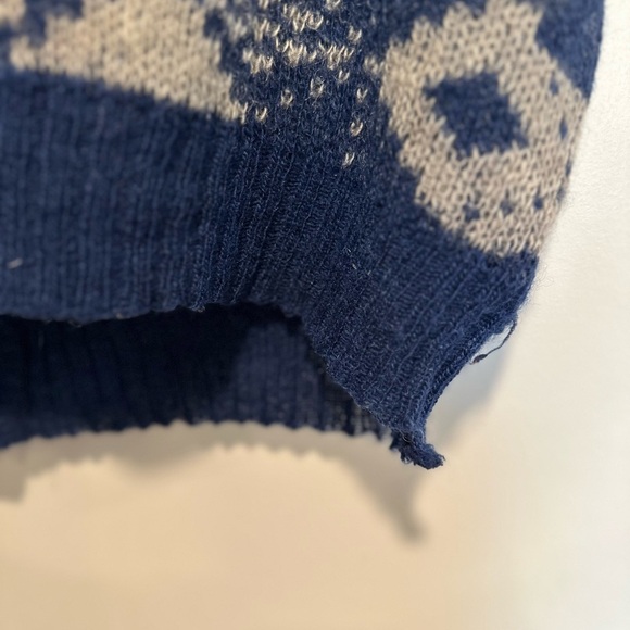 Vintage Alafoos Small Blue Icelandic Wool Button Closure Pocketed Cardigan Vest. - Picture 16 of 16